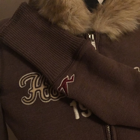 Hollister Jackets & Blazers - Hollister Bomber Style Jacket